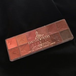 ❤️ Danessa Myricks Luxe Cream Palette